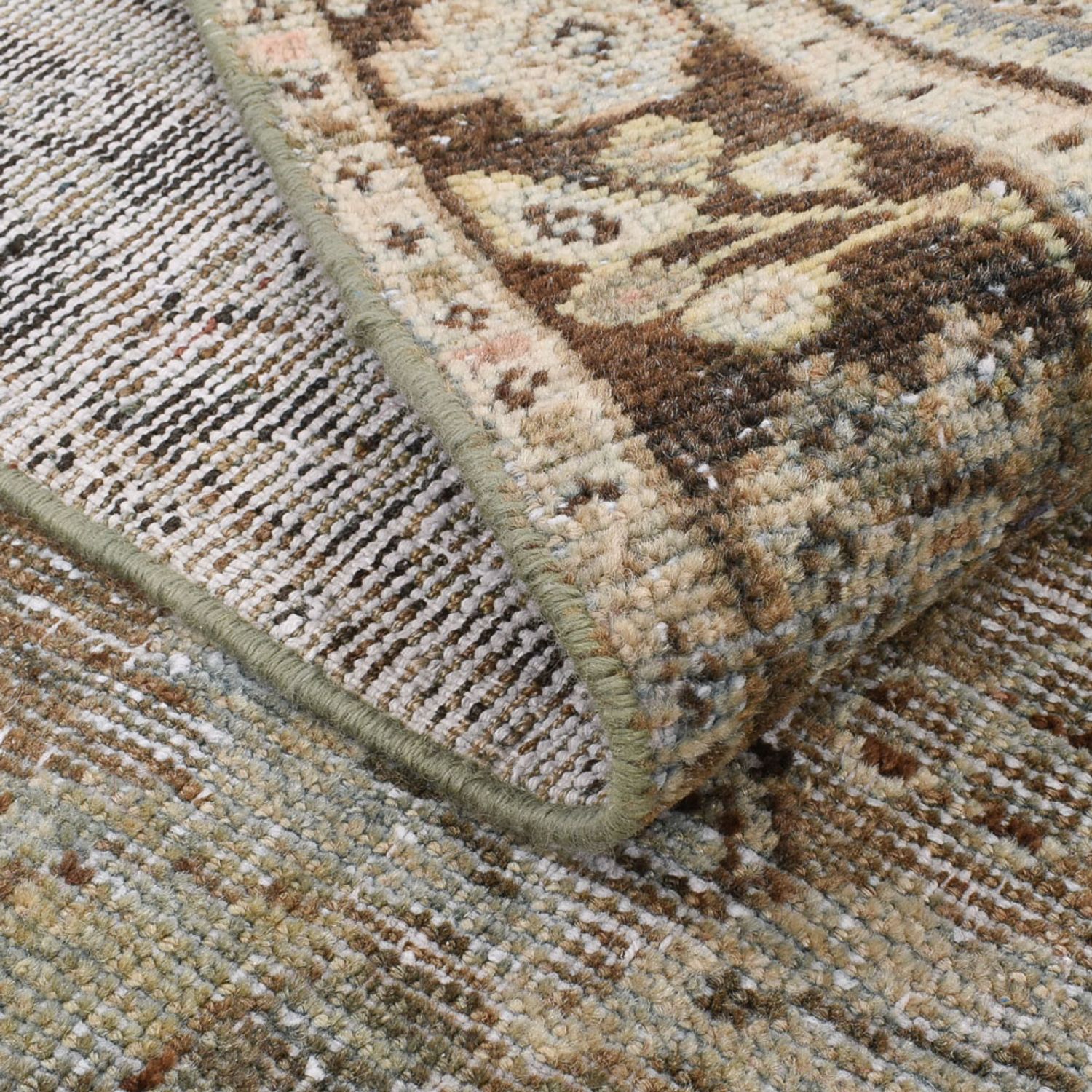 Vintage Rug - 199 x 133 cm - sand