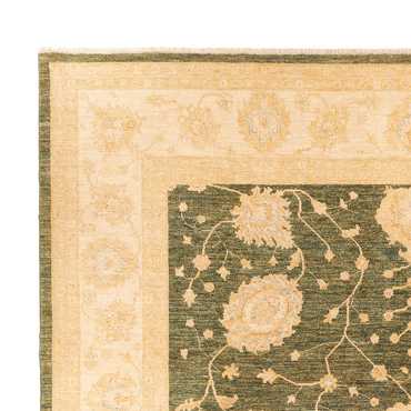 Tapis Ziegler - 360 x 278 cm - vert olive