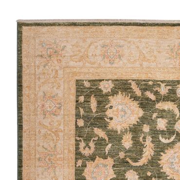 Ziegler Rug - 299 x 247 cm - green