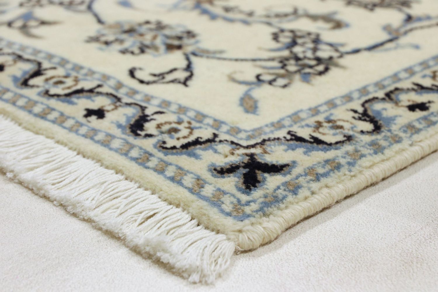 Alfombra persa - Nain - 136 x 87 cm - arena