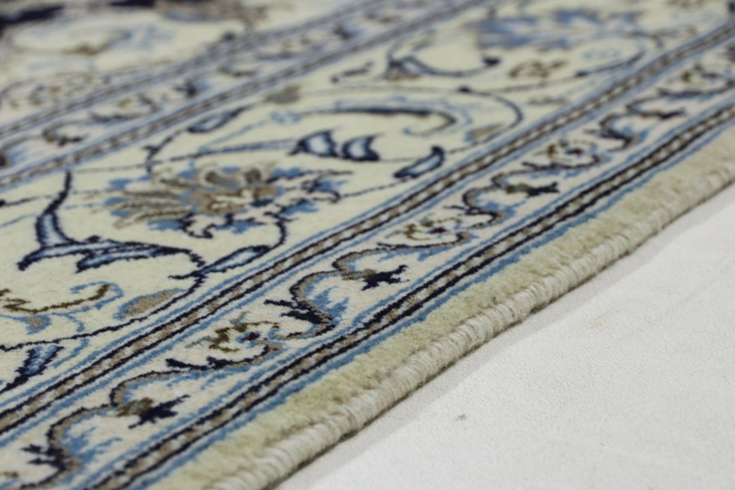 Perský koberec - Nain - Royal - 309 x 201 cm - tmavě modrá