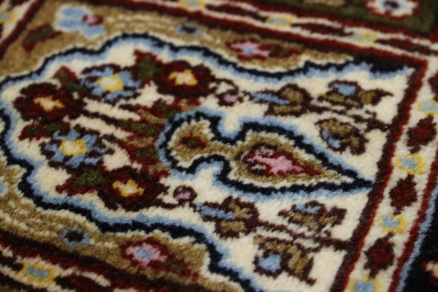 Perský koberec - Klasický - 240 x 165 cm - tmavě béžová