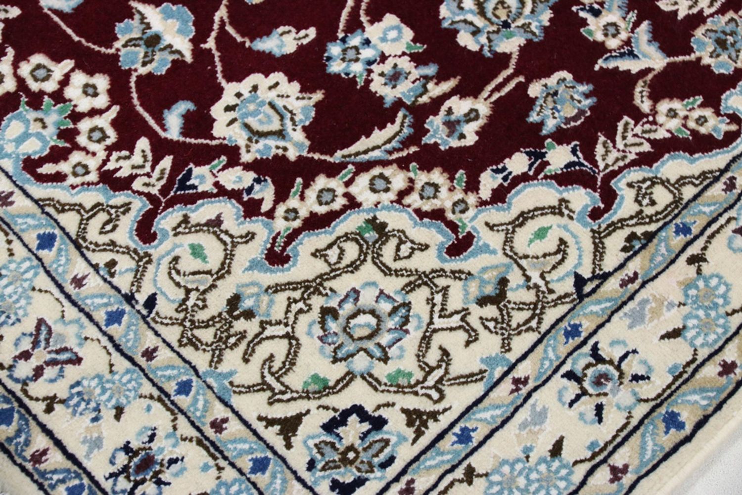 Perský koberec - Nain - Premium - 152 x 95 cm - červená