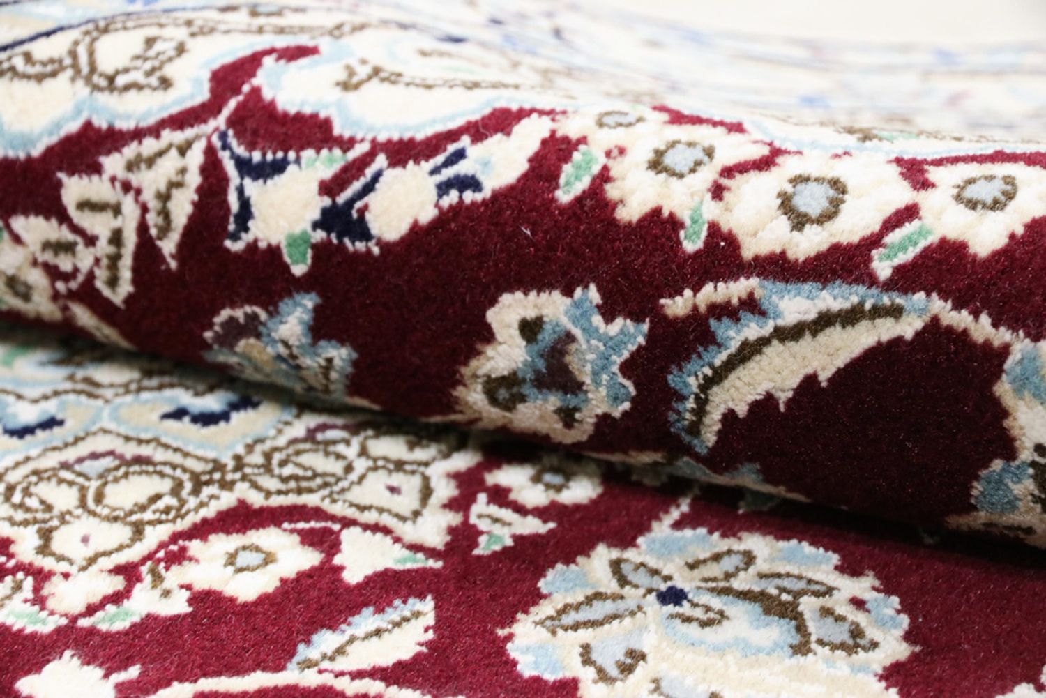 Perský koberec - Nain - Premium - 152 x 95 cm - červená