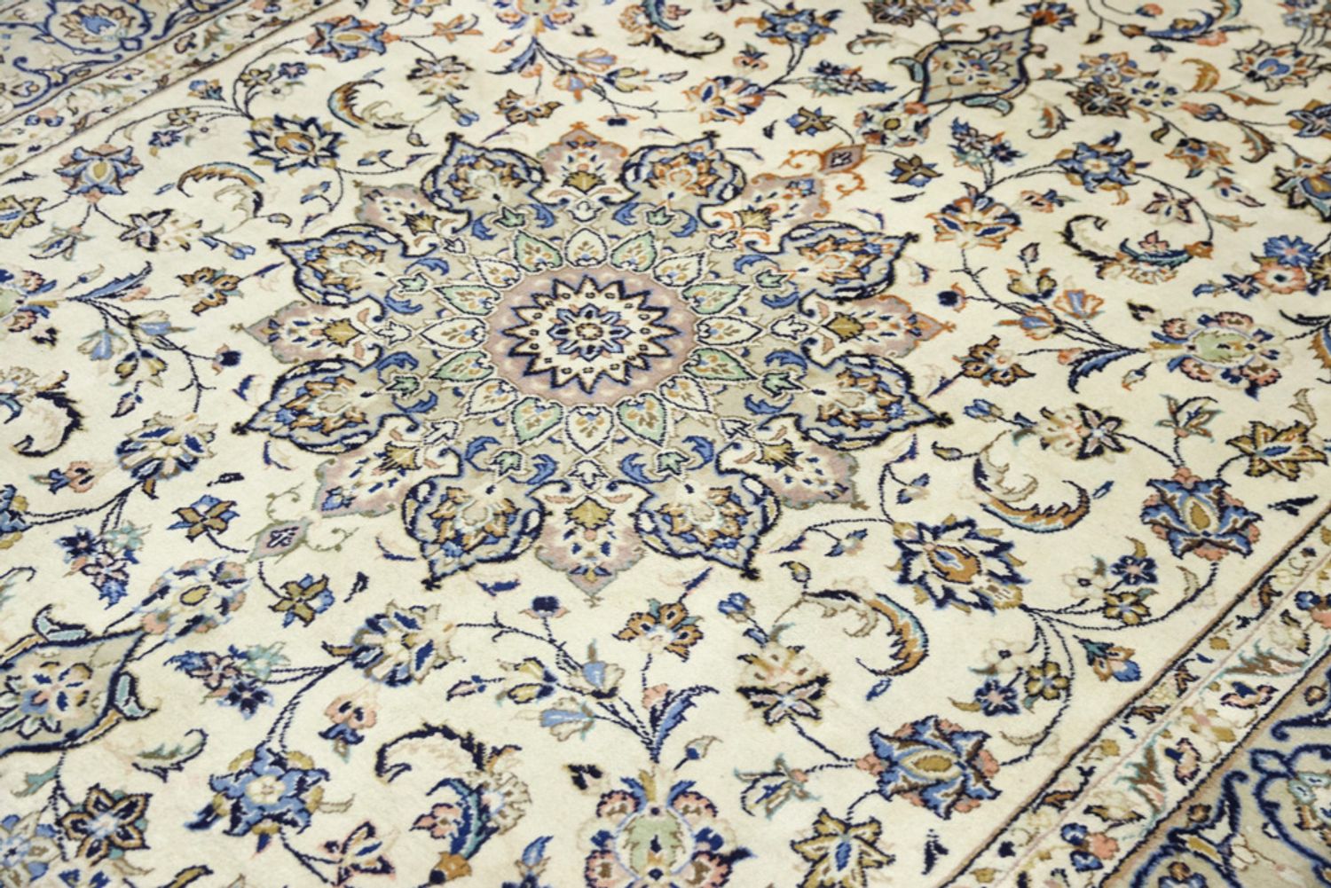 Alfombra Persa - Nain - Real - 302 x 203 cm - crema