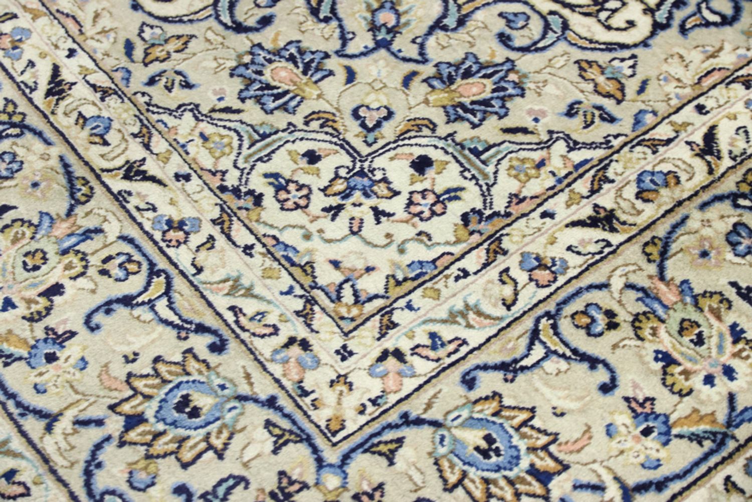 Alfombra Persa - Nain - Real - 302 x 203 cm - crema