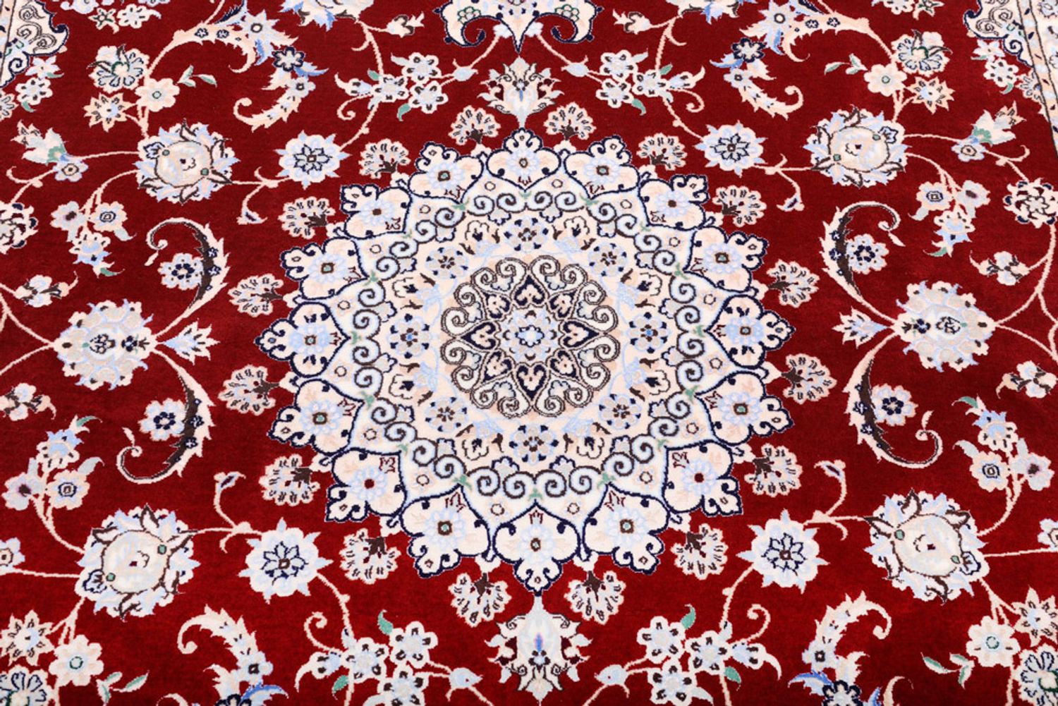 Perský koberec - Nain - Premium - 241 x 156 cm - červená