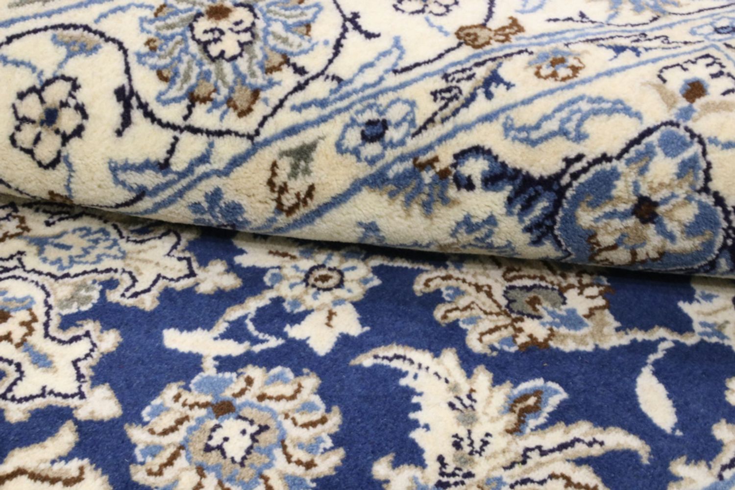 Perský koberec - Nain - 206 x 120 cm - modrá