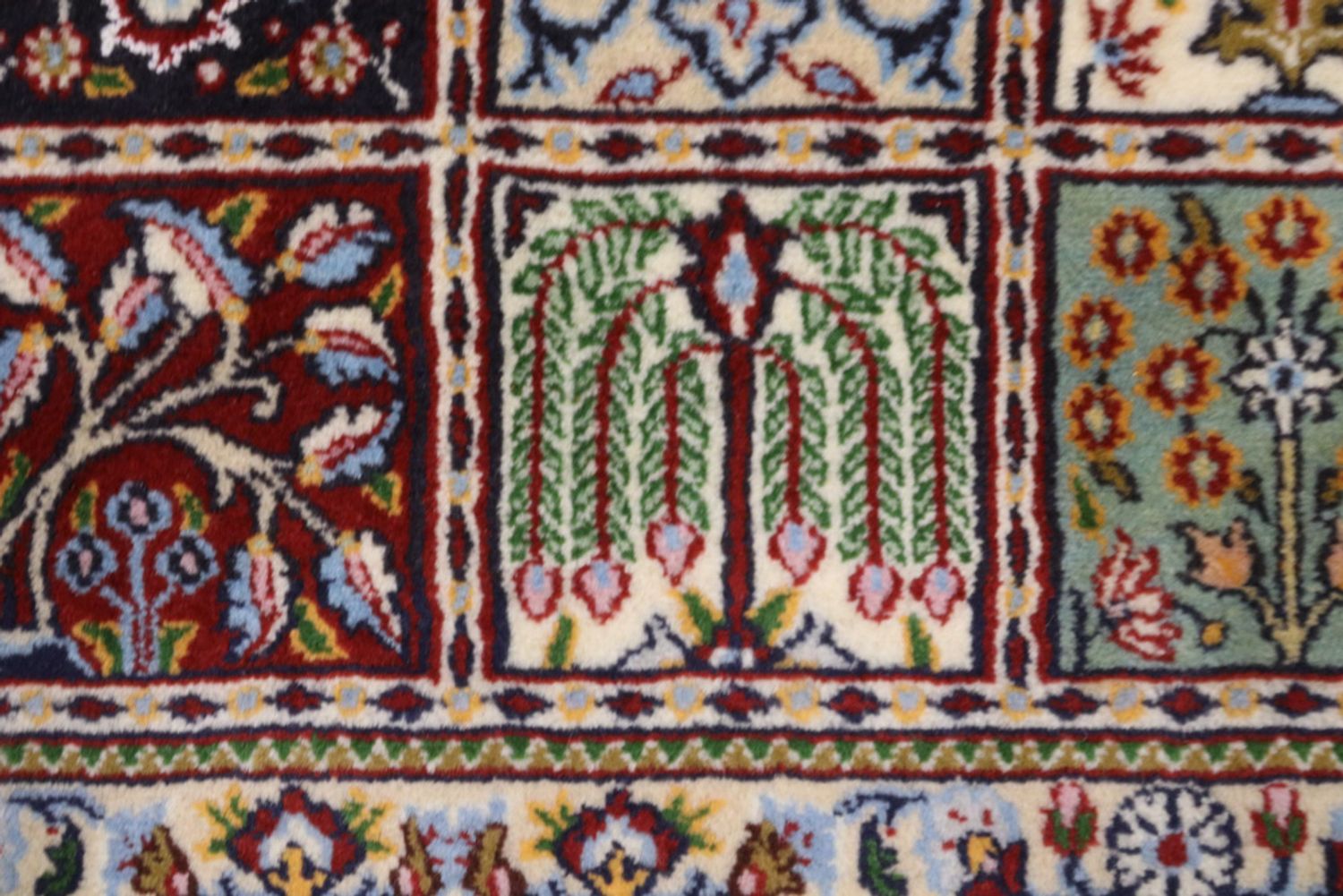 Persisk teppe - klassisk - 200 x 146 cm - flerfarget