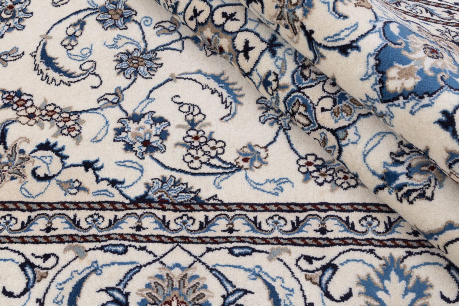 Perský koberec - Nain - 292 x 192 cm - krémová