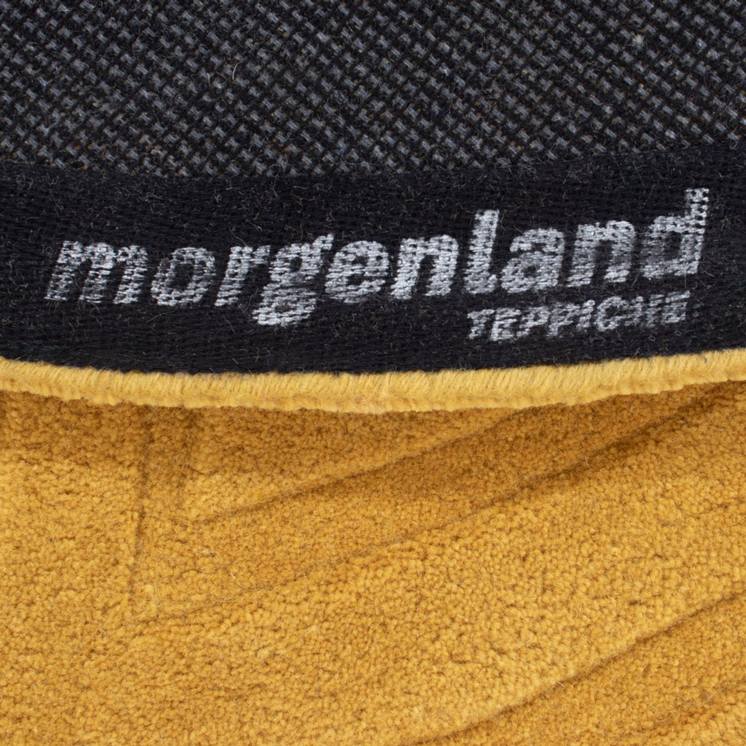 Vlněný koberec - TwistingTurns - kulatý