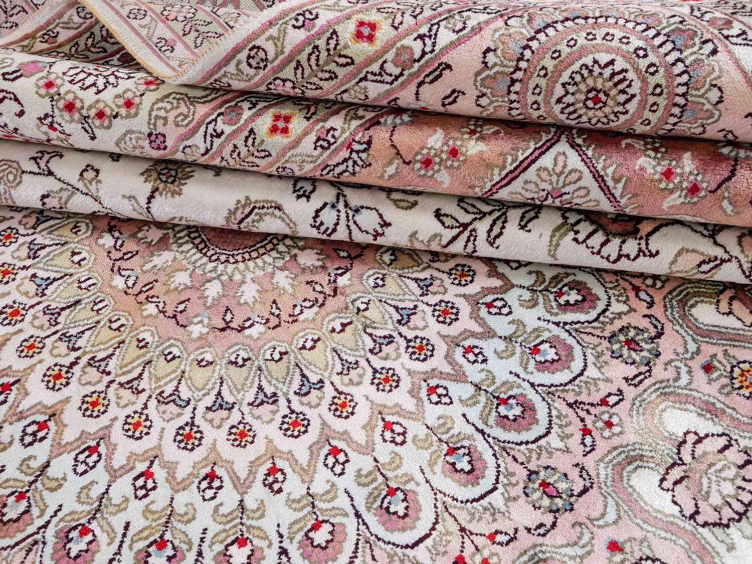 Hedvábný koberec - Čínské hedvábí - 362 x 272 cm - béžová