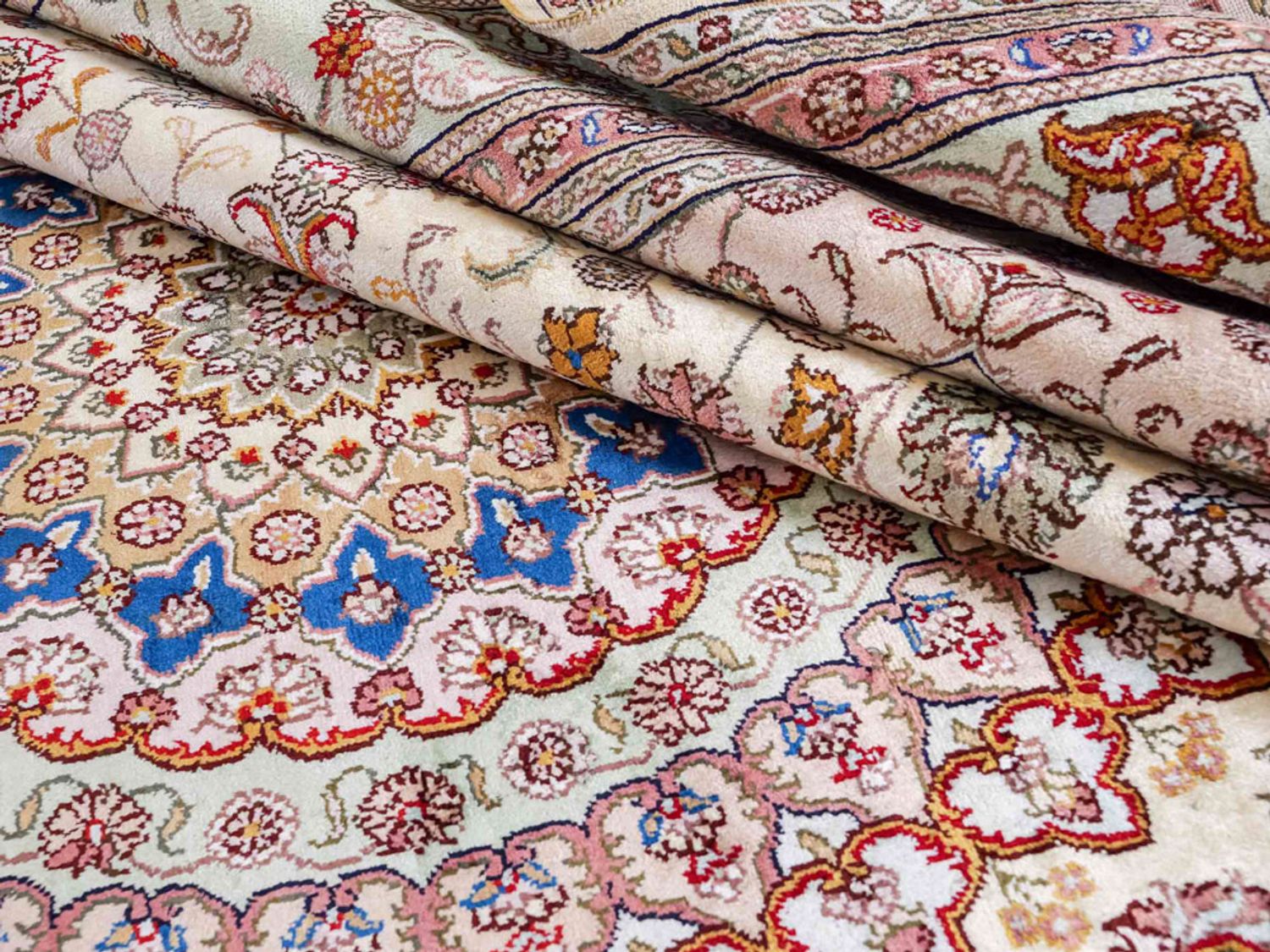 Hedvábný koberec - Čínské hedvábí - 366 x 277 cm - béžová