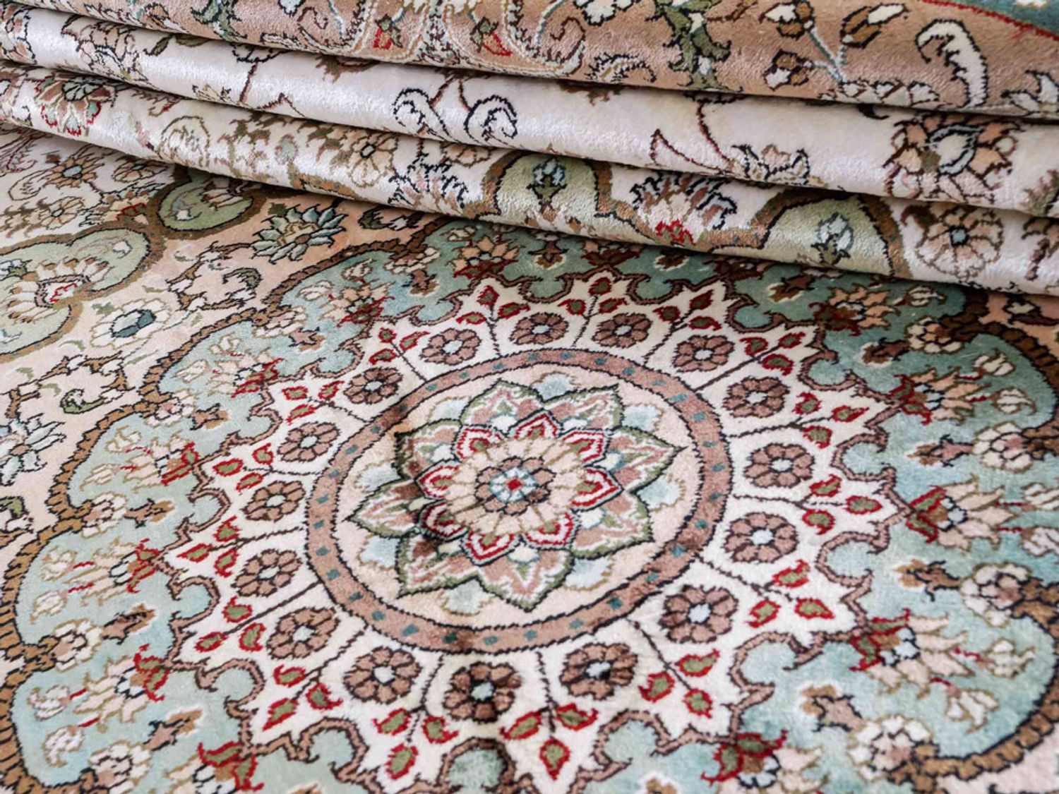 Hedvábný koberec - Čínské hedvábí kulatý  - 303 x 303 cm - béžová