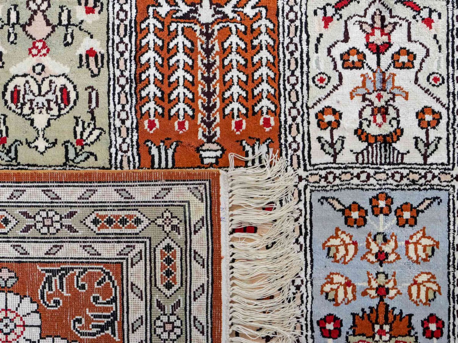 Hedvábný koberec - Čínské hedvábí - 268 x 181 cm - světle šedá