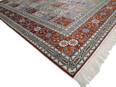 Silketeppe - Kina silke - 268 x 181 cm - lysegrå