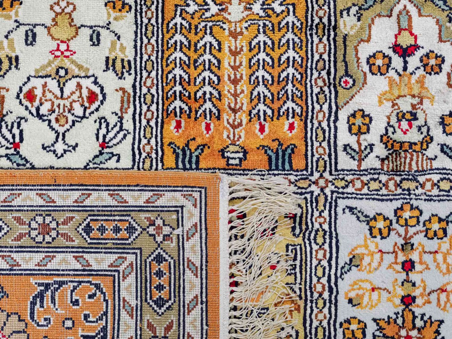 Hedvábný koberec - Čínské hedvábí - 267 x 181 cm - tmavě béžová