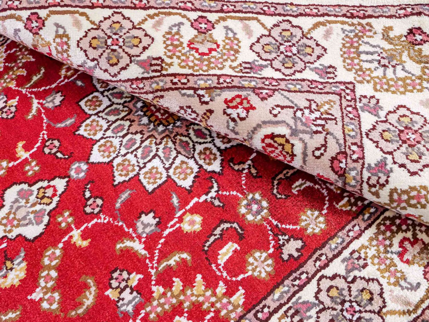 Hedvábný koberec - Čínské hedvábí - 92 x 60 cm - červená