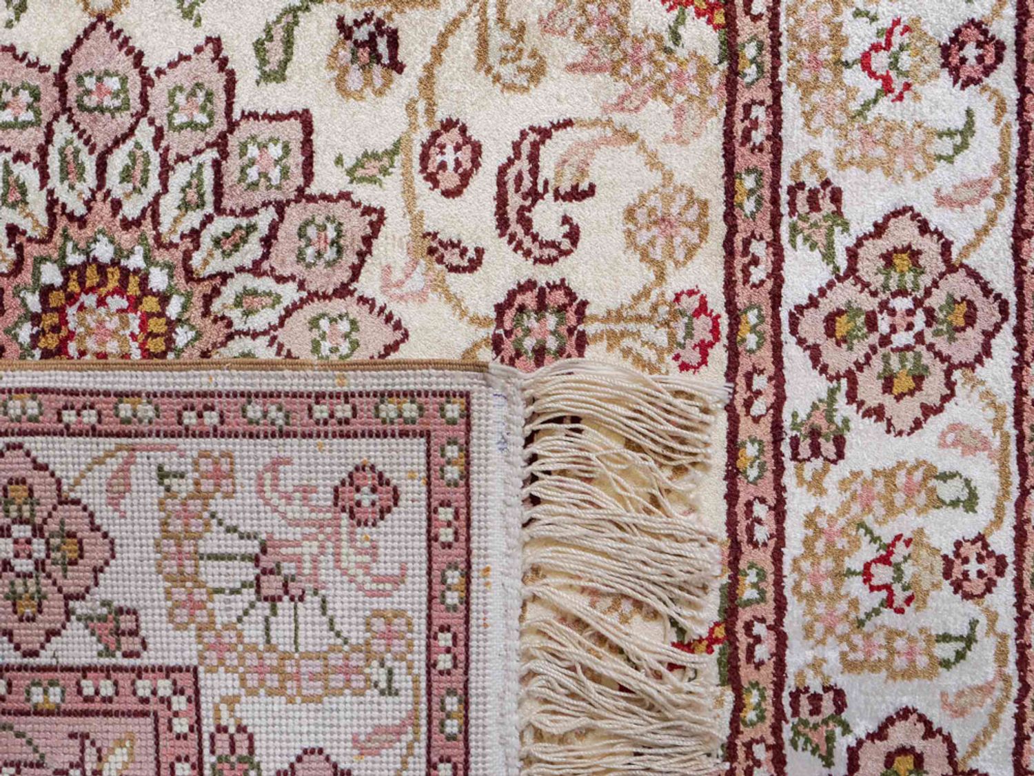 Hedvábný koberec - Čínské hedvábí - 89 x 60 cm - světle béžová