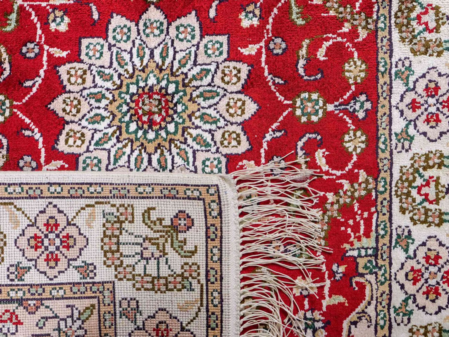 Hedvábný koberec - Čínské hedvábí - 89 x 62 cm - červená