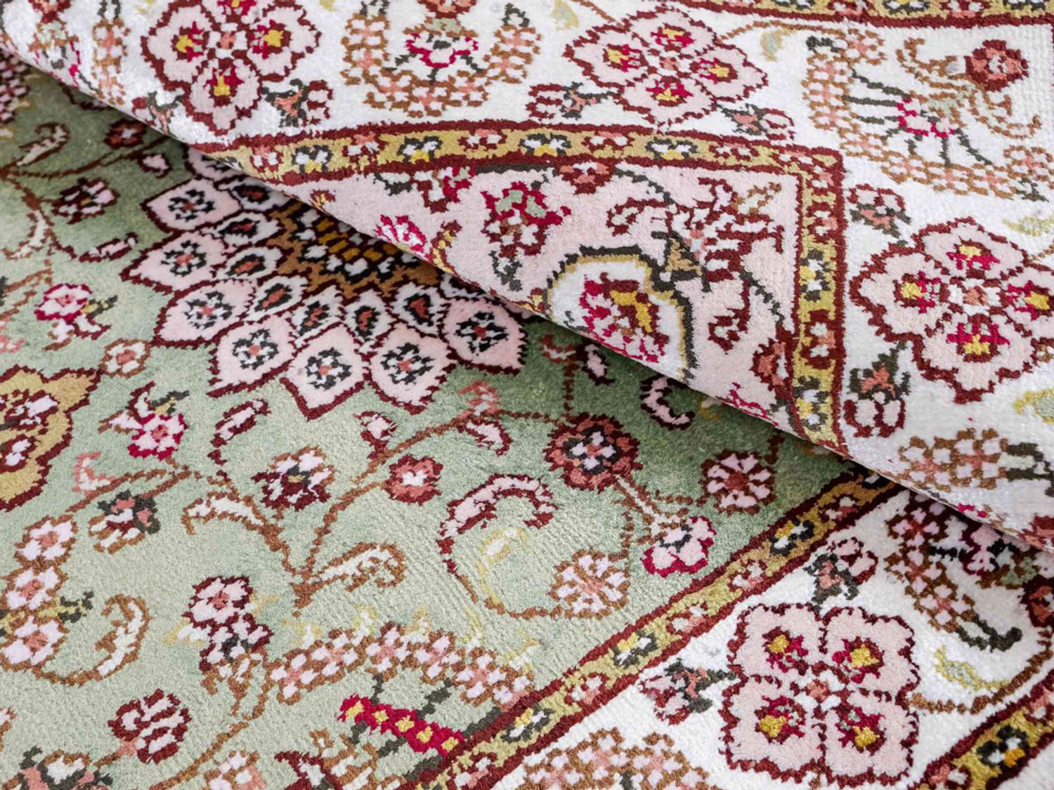 Hedvábný koberec - Čínské hedvábí - 93 x 63 cm - pískový