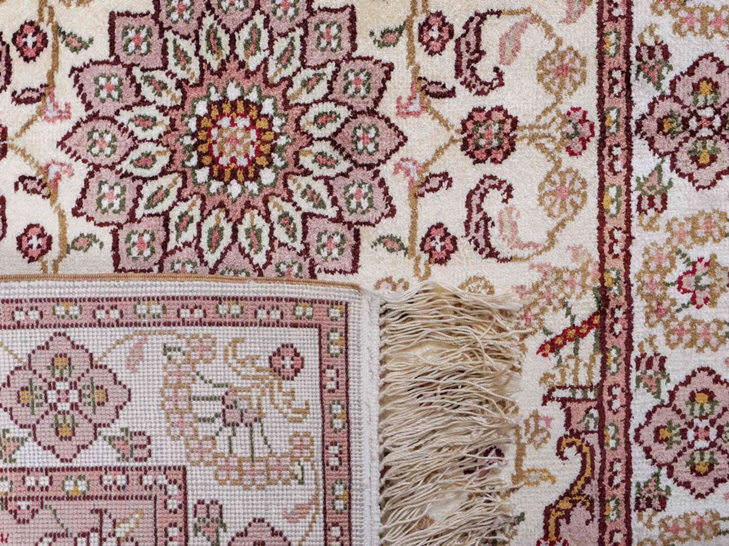 Hedvábný koberec - Čínské hedvábí - 88 x 59 cm - světle béžová