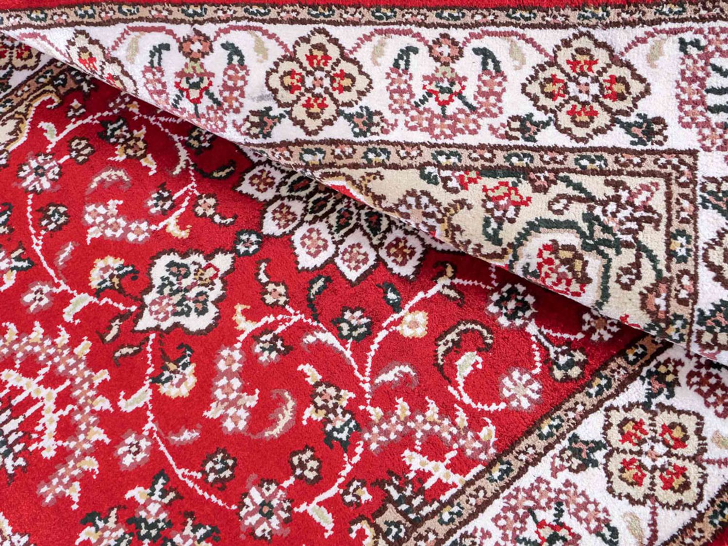 Hedvábný koberec - Čínské hedvábí - 91 x 62 cm - červená