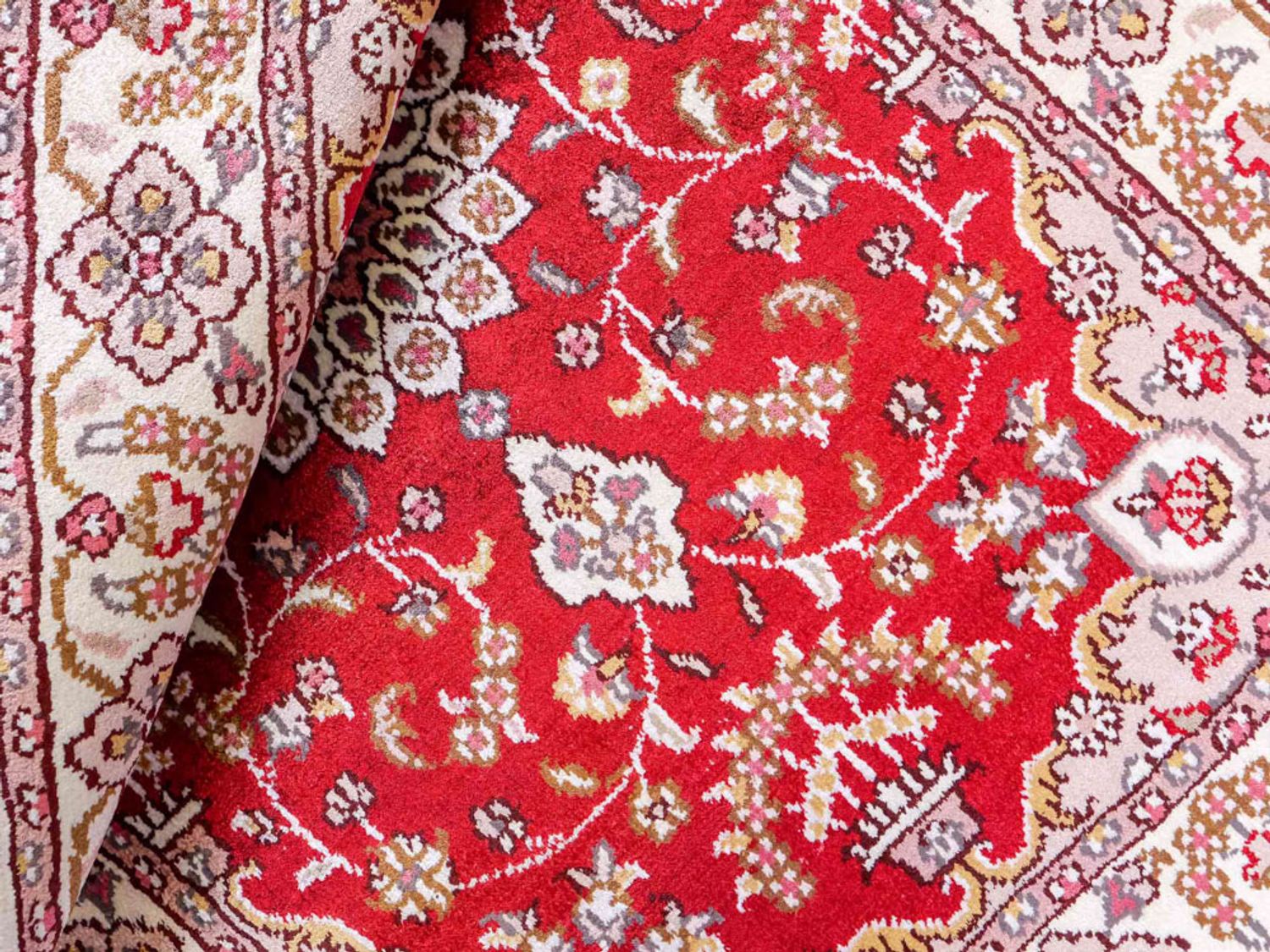 Hedvábný koberec - Čínské hedvábí - 91 x 60 cm - červená