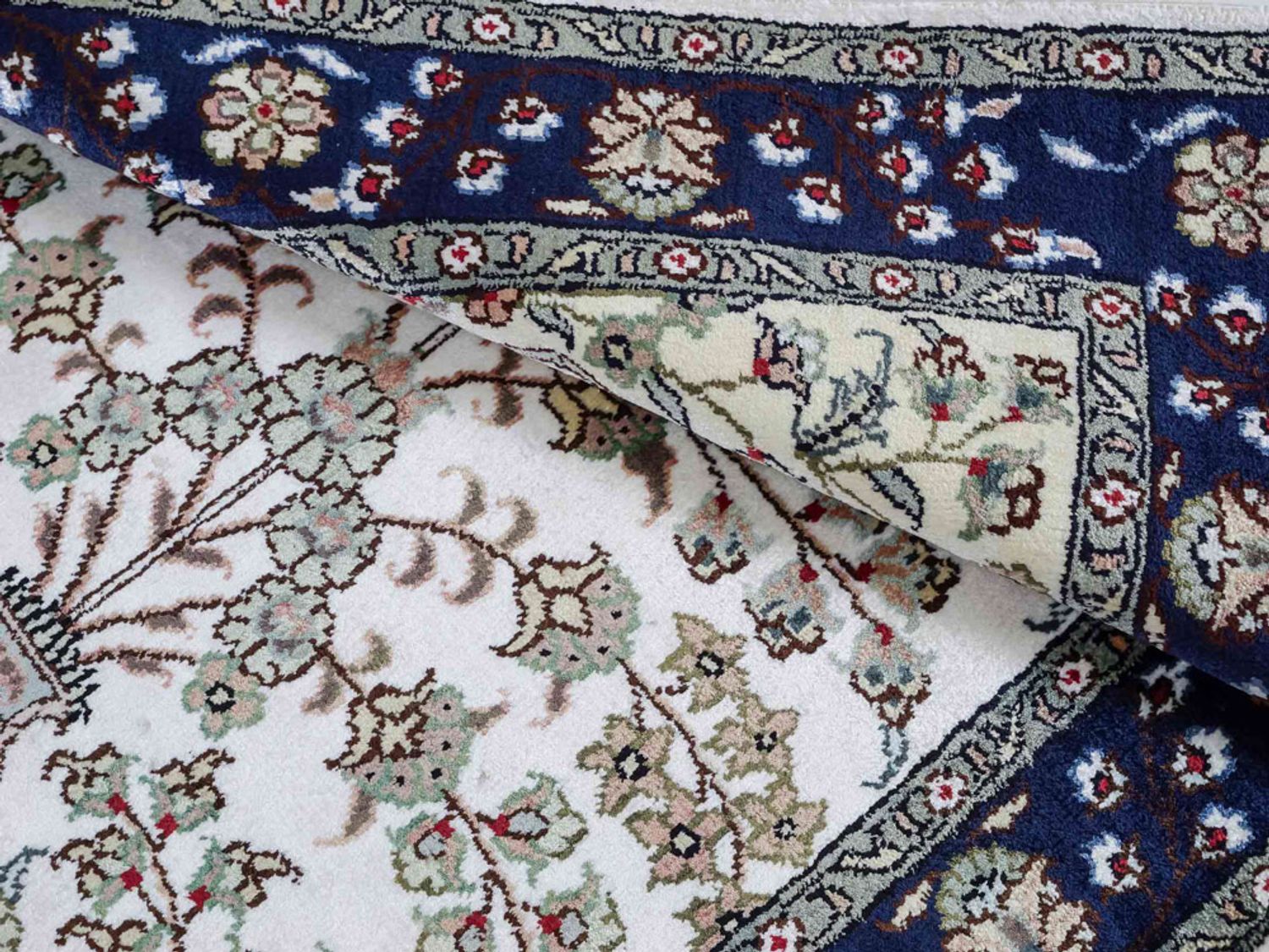 Hedvábný koberec - Čínské hedvábí - 90 x 62 cm - krémová