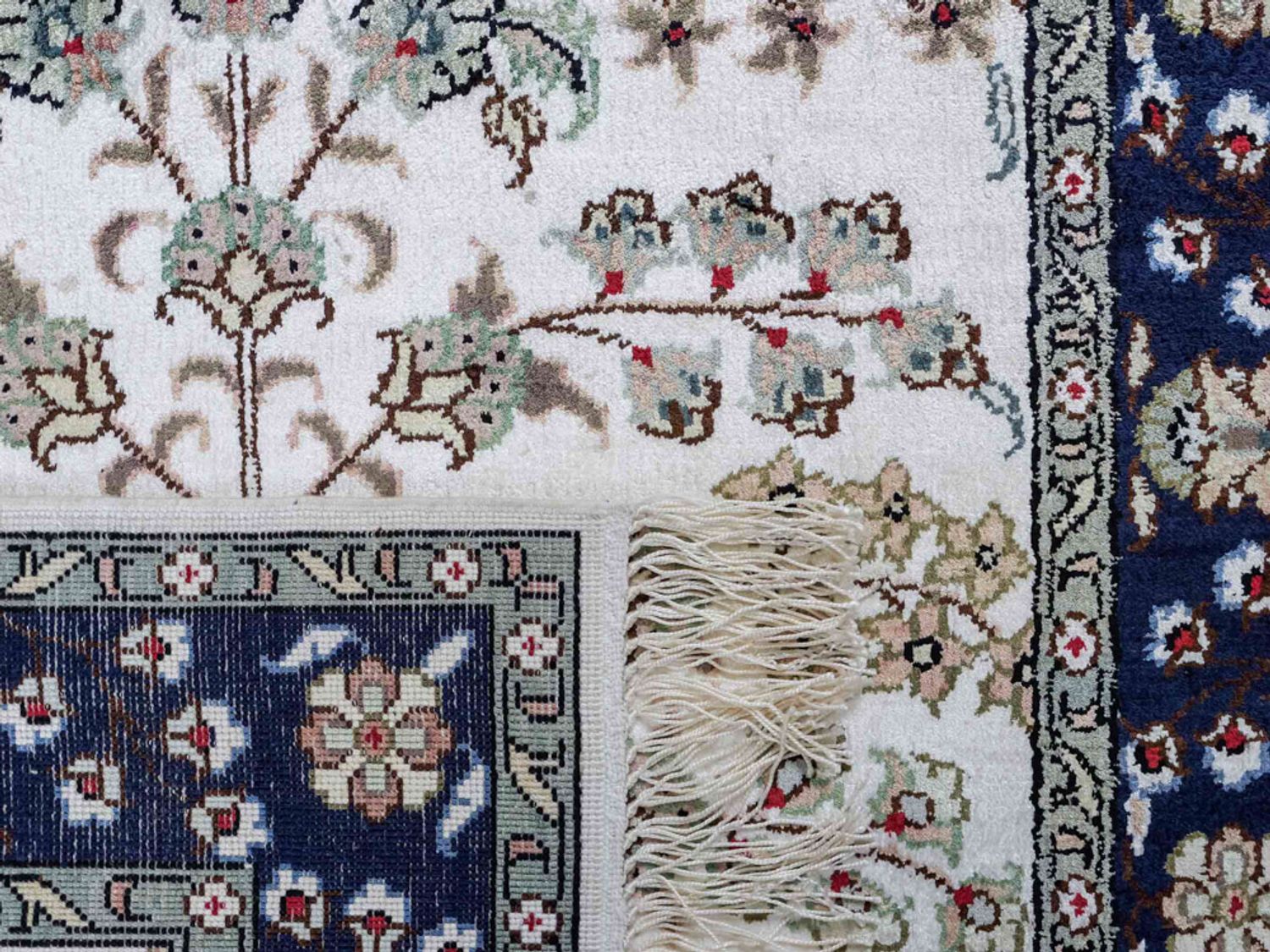 Hedvábný koberec - Čínské hedvábí - 90 x 62 cm - krémová