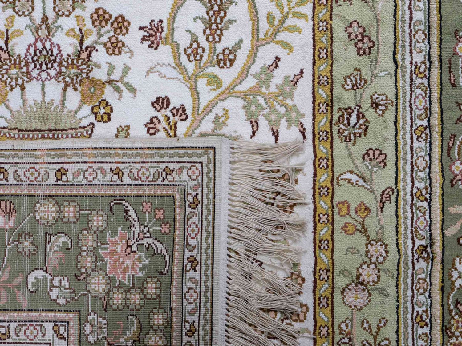 Hedvábný koberec - Čínské hedvábí - 181 x 123 cm - béžová