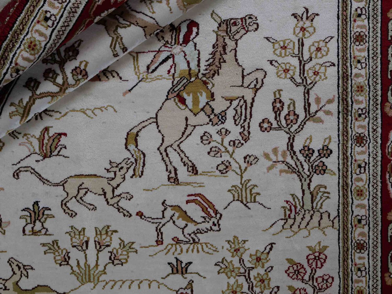 Hedvábný koberec - Čínské hedvábí - 183 x 126 cm - béžová