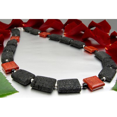 Halskette echte Koralle und Lava und Onyx