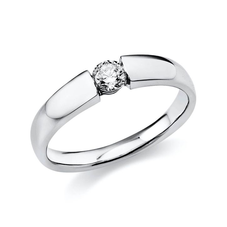 Solitär Ring aus 950 Platin mit Brillant 0.20 Ct