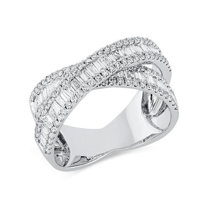Ring aus 750 Weißgold 166 Brillanten 1.27ct