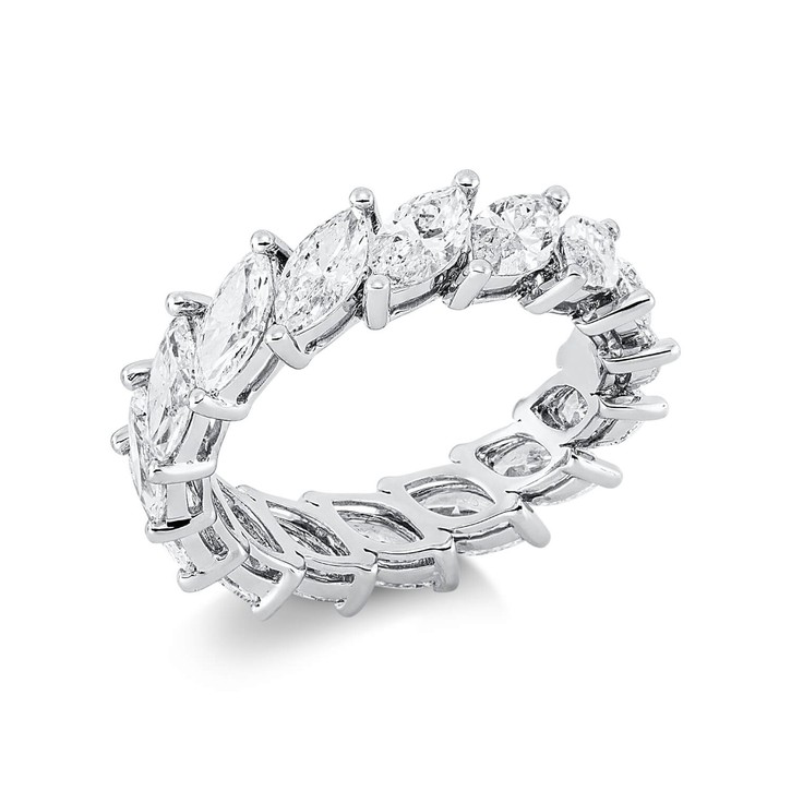 Ring aus 750 Weißgold 16 Diamanten 3.8ct