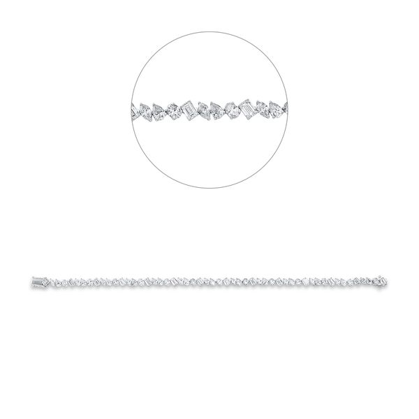 Armband aus 750 Weißgold 53 Diamanten 7.41ct