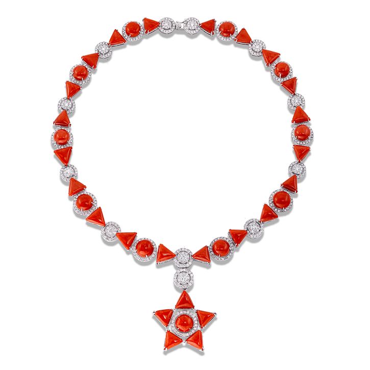 Collier aus 750 Weißgold 36 Koralle 528 Brillanten 9.45ct