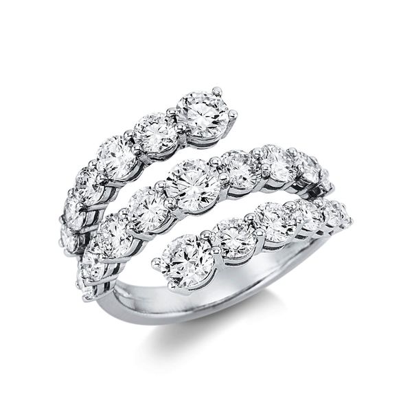 Ring aus 750 Weißgold 21 Brillanten 3.23ct