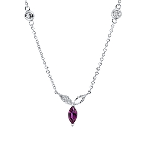 Collier aus 750 Weißgold Rubin 0,16ct rot 4 Diamanten 0,15ct TW-SI L:42,5cm Collier aus 750 Weißgold Rubin 0,16ct rot 4 Diamanten 0,15ct TW-SI L:42,5cm