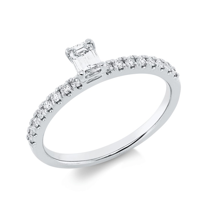 Ring aus 750 Weißgold 17 Brillanten 0.47ct