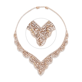 Collier aus 750 Gold Rotgold 555 Diamanten 32,18ct L:41cm
