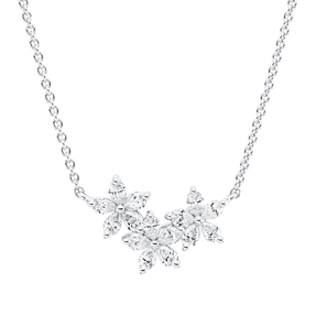 Collier aus 750 Weißgold 15 Diamanten Navette-Schliff 0,52ct F-VSI L:45cm