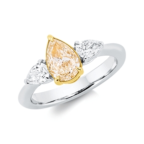 Ring aus 750 Gold gelb/weiß 3 Diamanten 1,48ct B:9mm 3er-Krappe