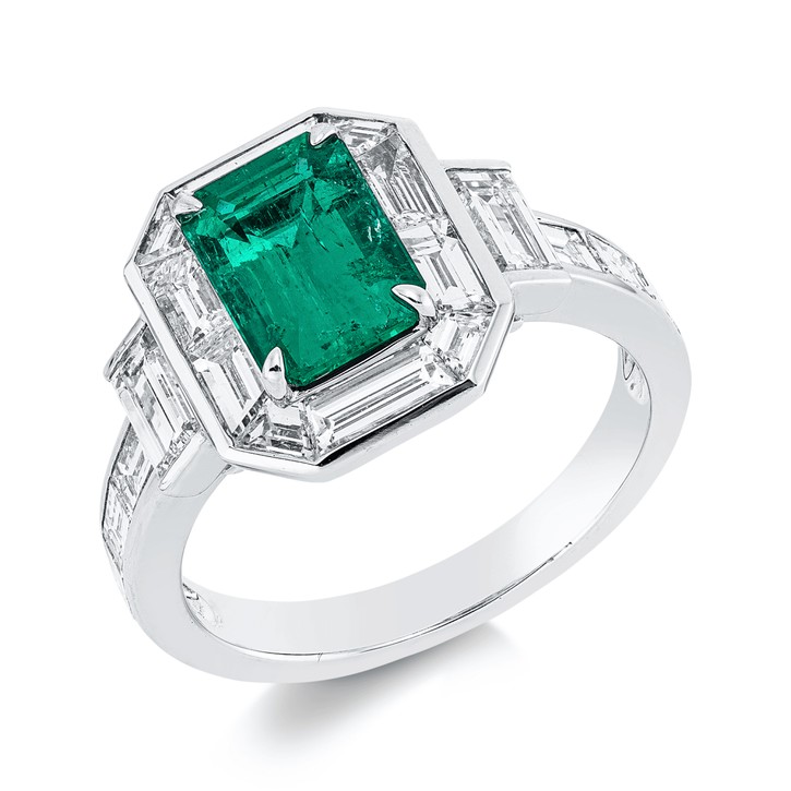 Ring aus 750 Weißgold Smaragd 18 Diamanten 1.93ct