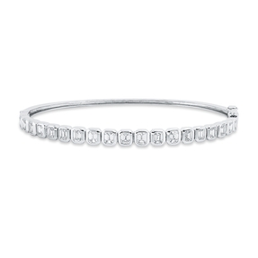 Armreif aus 750 Weißgold 19 Diamanten Smaragd-Schliff 2,2ct W-SI 46x56mm
