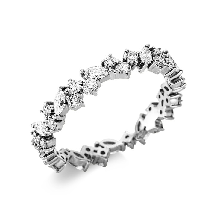 Ring aus 750 Weißgold 37 Brillanten 0.93ct