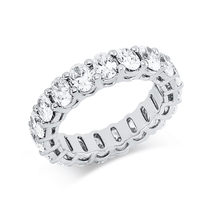 Ring aus 750 Weißgold 19 Diamanten 4.56ct