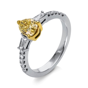Ring Tropfen aus 750 Gold gelb/weiß 13 Diamanten 1,35ct TW-SI B:7mm 3er-Krappe