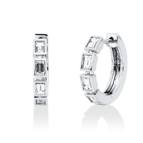 Creolen aus 750 Weißgold 8 Diamanten Baguette-Schliff 0,55ct F-VSI 14,3x2,7mm